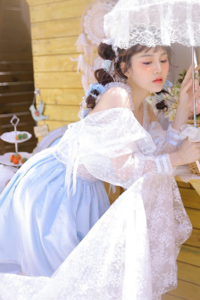 夹玉器一天都不能掉出来