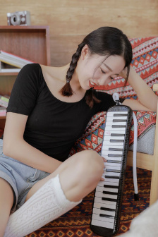 父亲的东西又长又黑怎么形容他